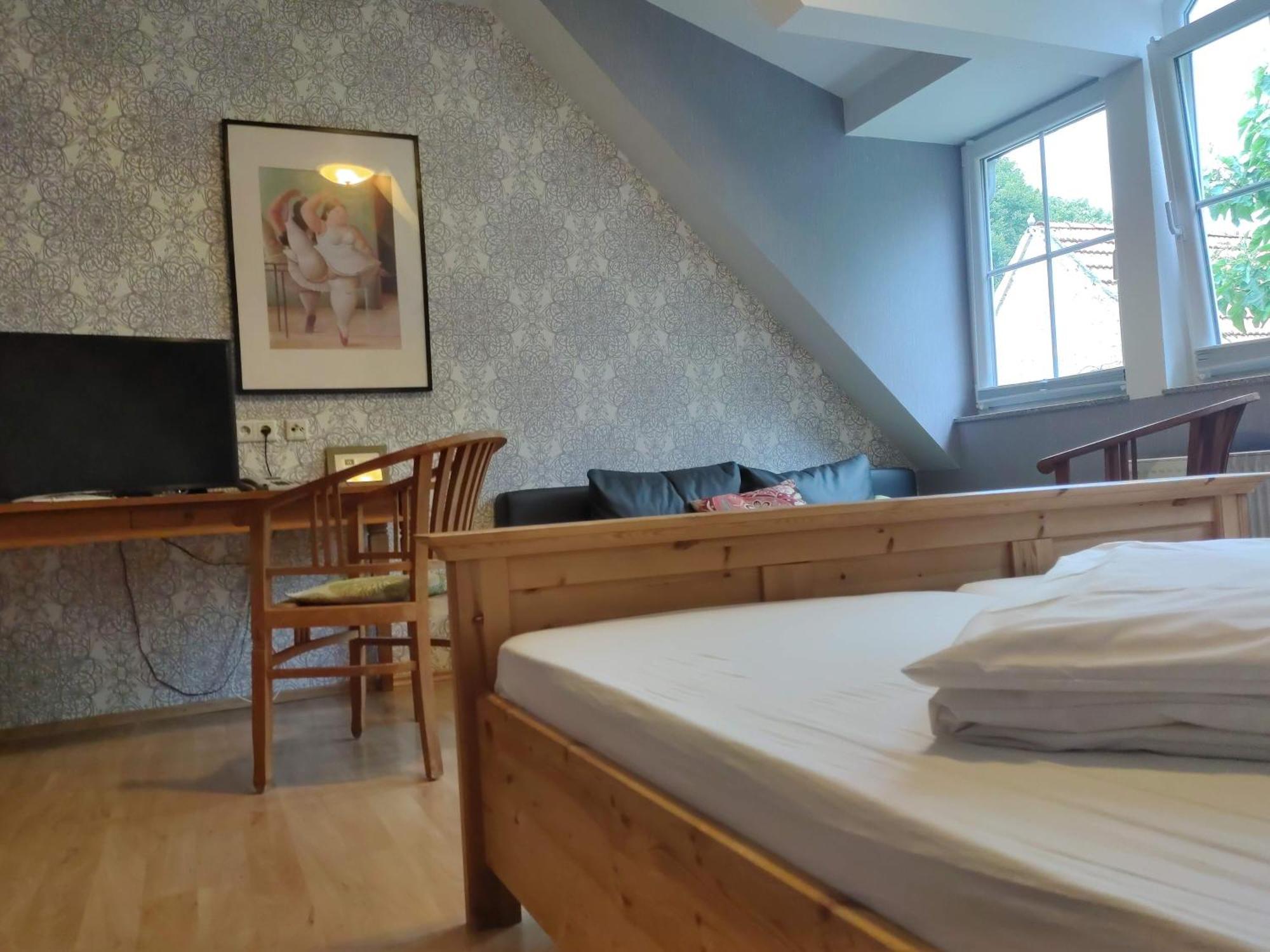 Weingut Weinstube Weinhotel Wolf Harxheim Extérieur photo