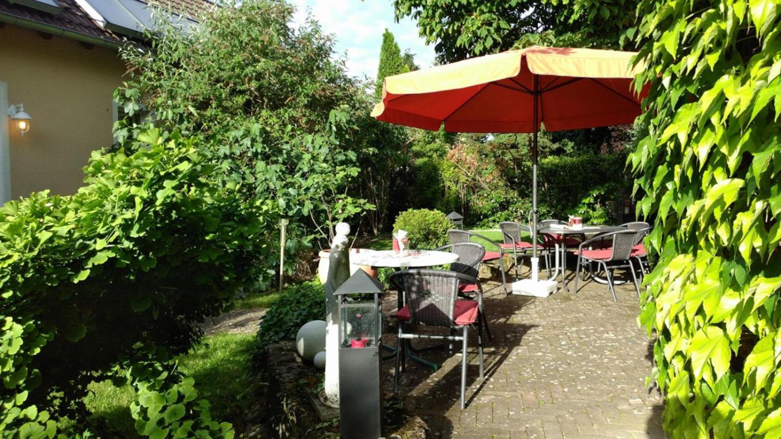Weingut Weinstube Weinhotel Wolf Harxheim Extérieur photo